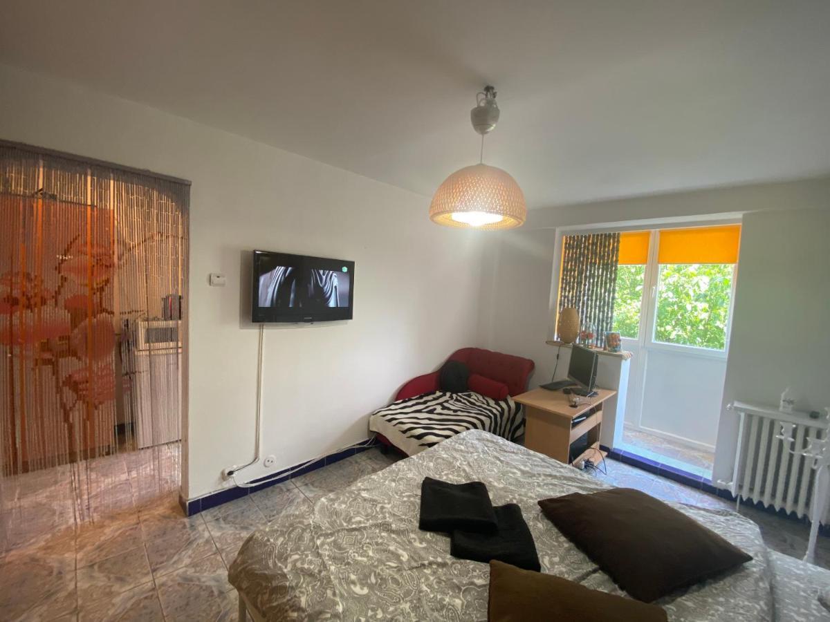 Piata Resita Host Apartment Bukares Bagian luar foto