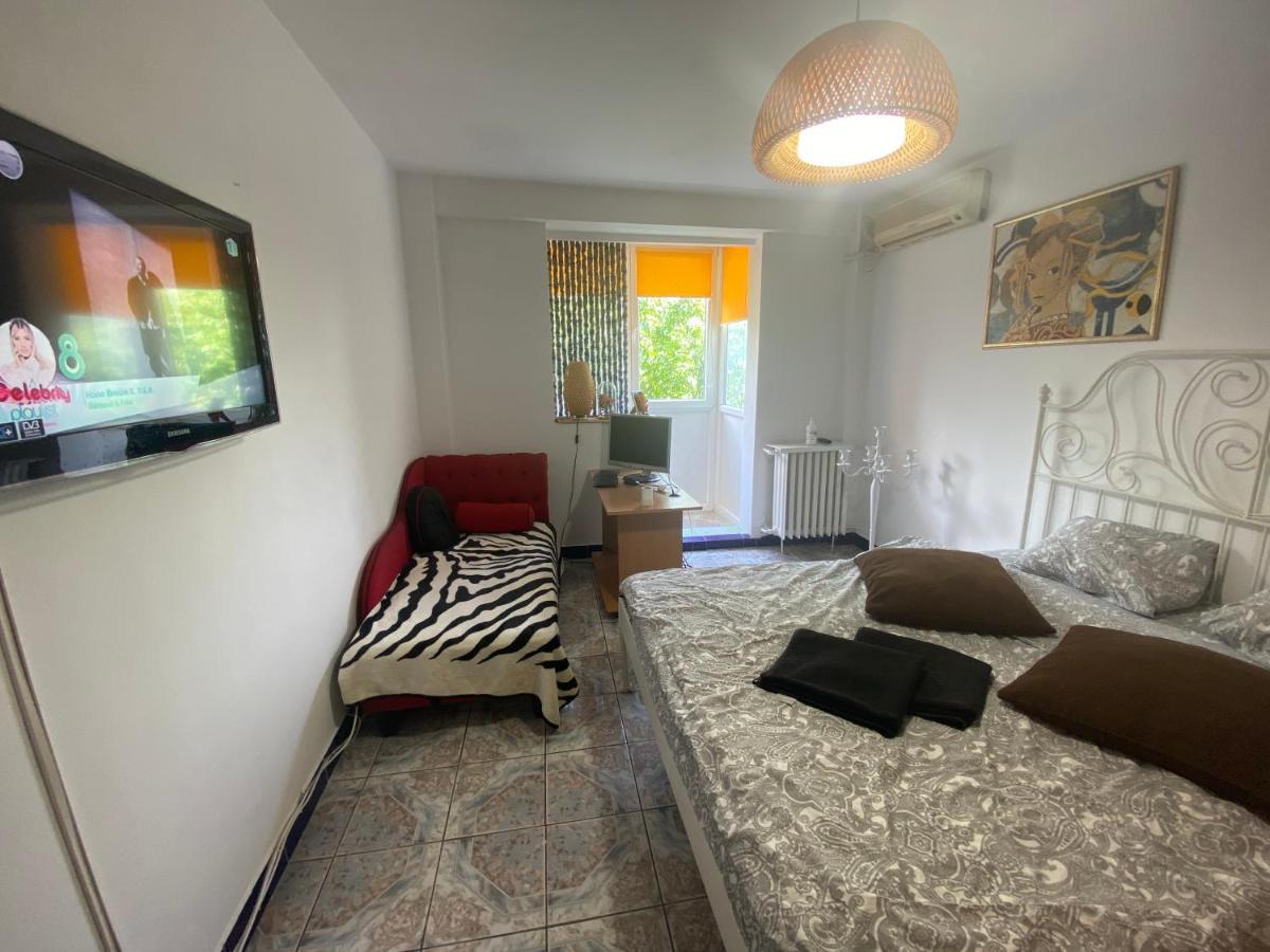 Piata Resita Host Apartment Bukares Bagian luar foto