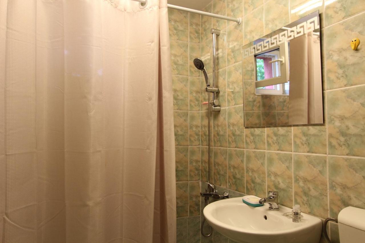 Piata Resita Host Apartment Bukares Bagian luar foto