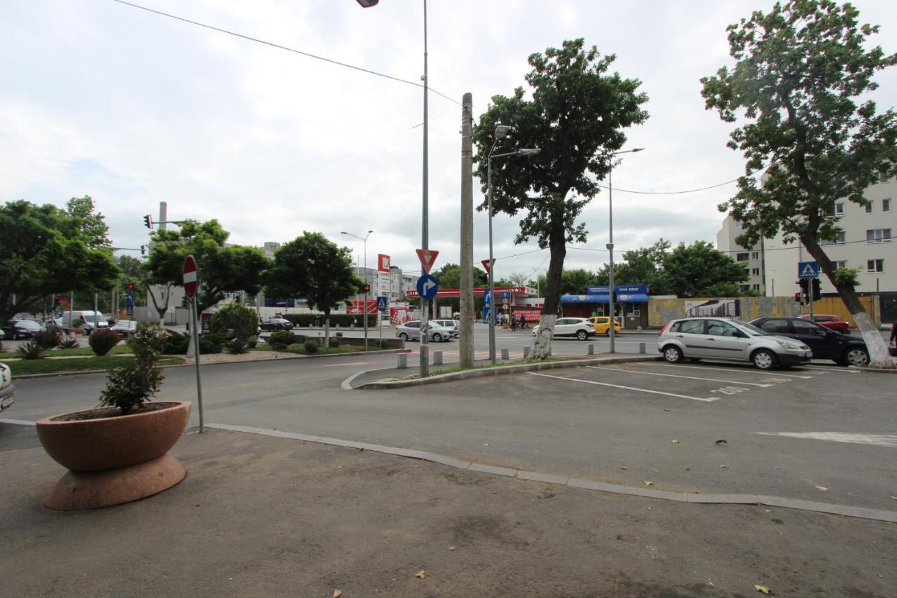 Piata Resita Host Apartment Bukares Bagian luar foto